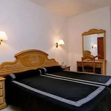 Hotel Apts Club Montecastillo *