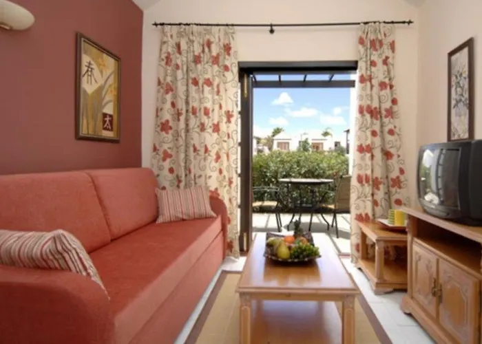 Apts Club Montecastillo Hotel